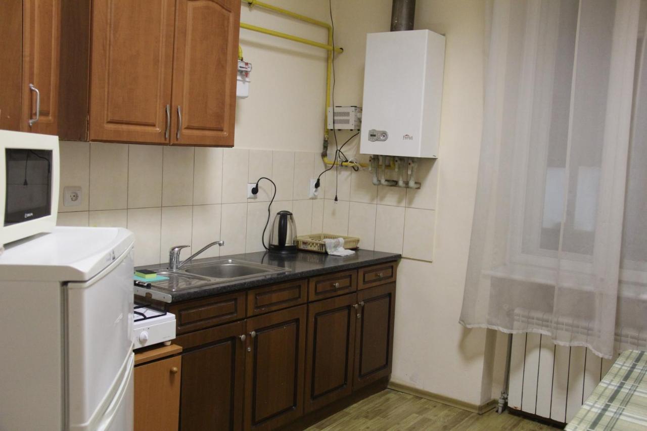 Apartments Domovik ,Kirilla I Mefodiya, 5 Munkács Kültér fotó