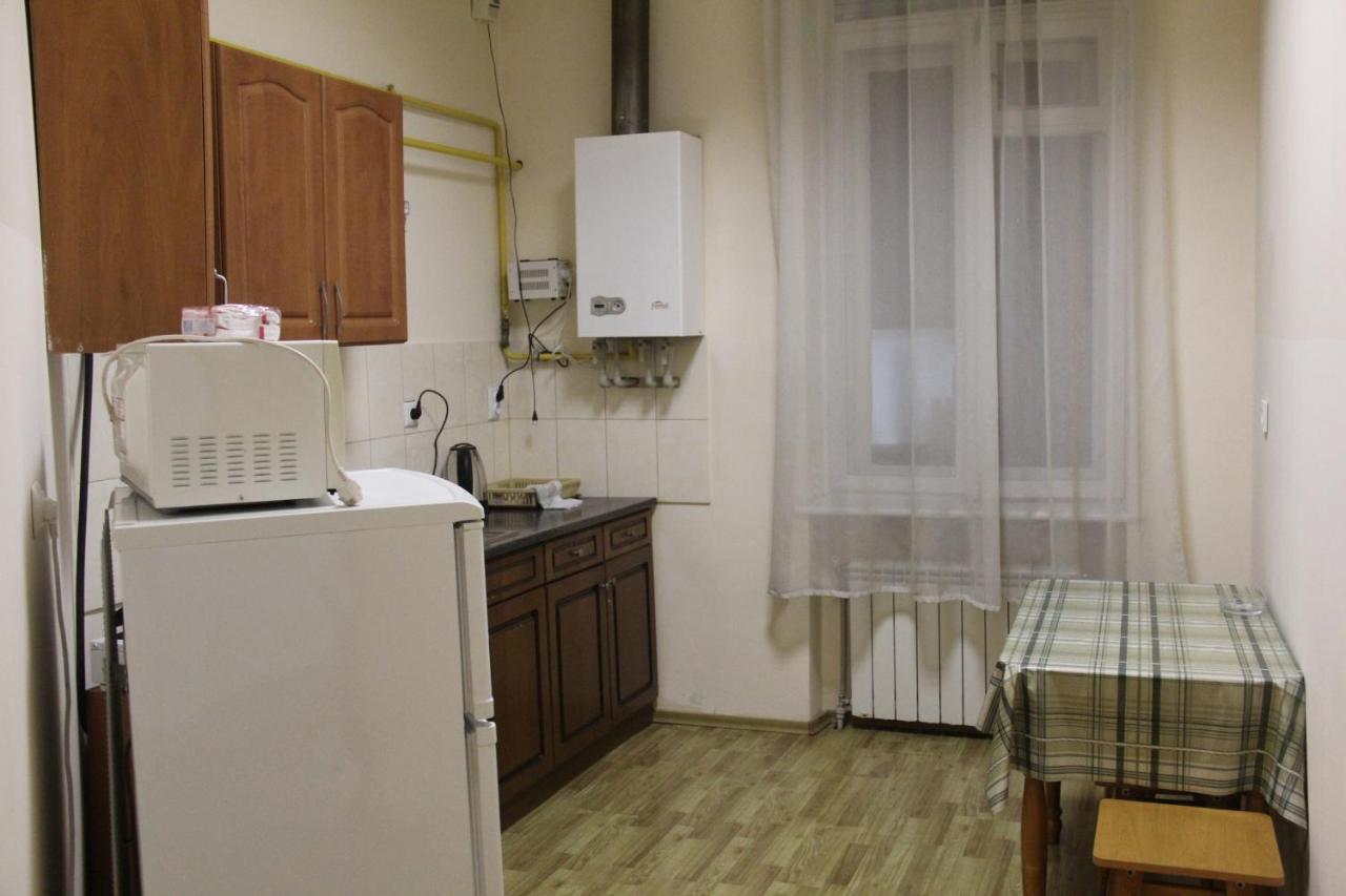 Apartments Domovik ,Kirilla I Mefodiya, 5 Munkács Kültér fotó
