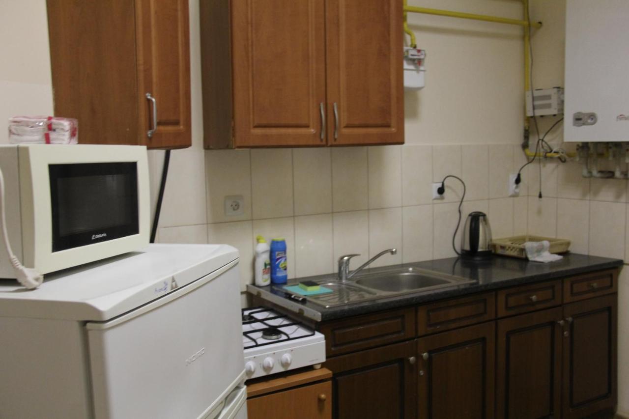 Apartments Domovik ,Kirilla I Mefodiya, 5 Munkács Kültér fotó